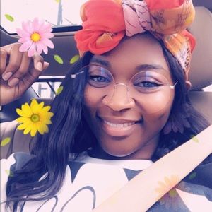 Meet your Posher, Brittney